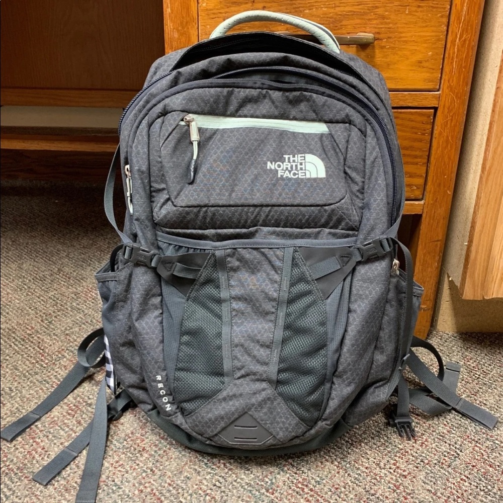 North Face Women’s Recon Backpack